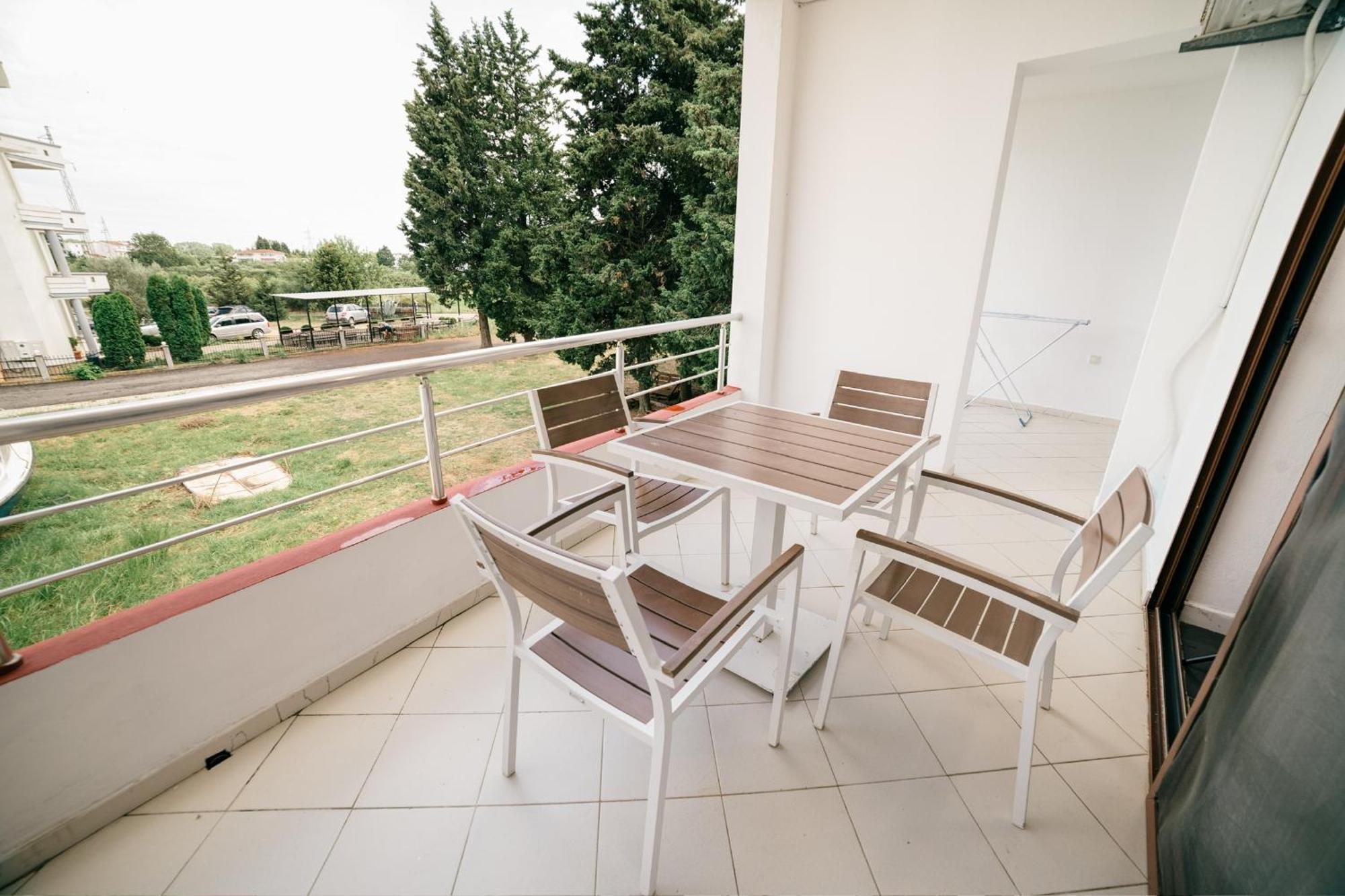 Apartments Contessa Ulcinj Eksteriør billede